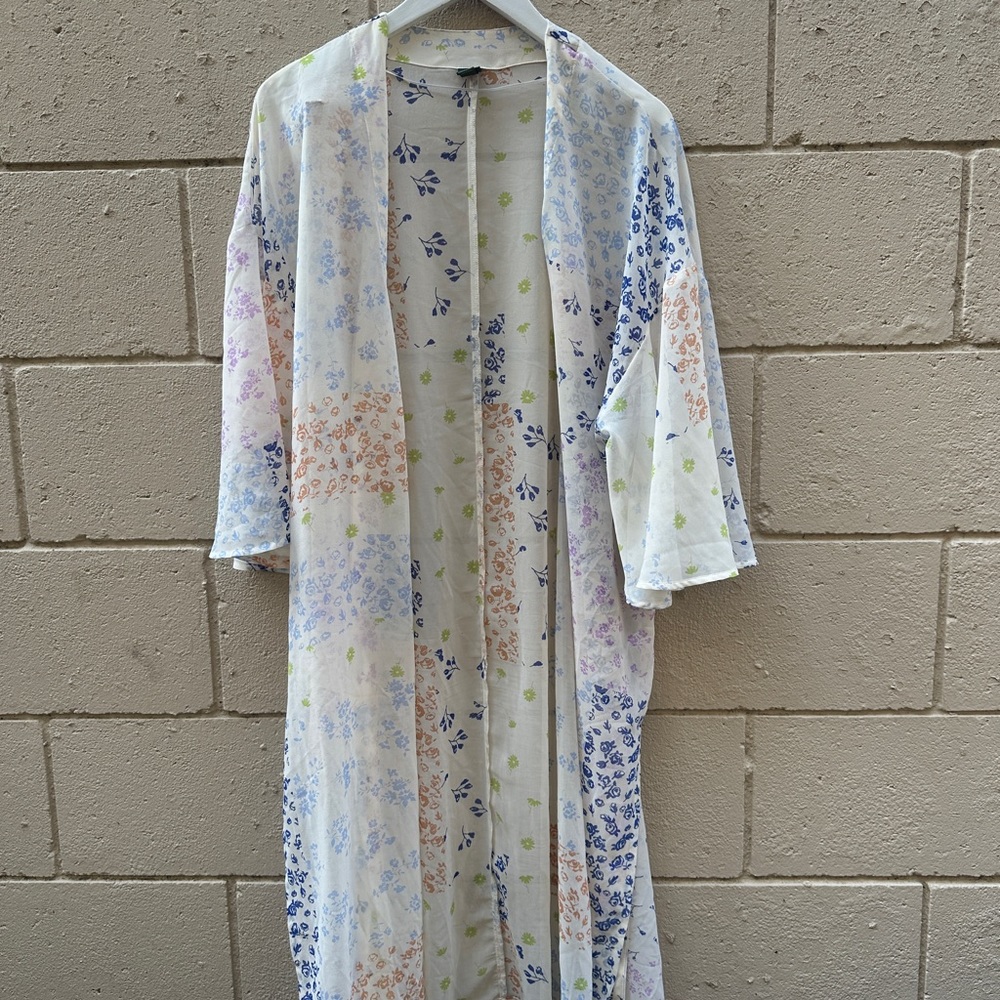 Wild Fable White and Blue Floral Cape